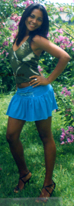 Date this athletic Brazil girl Marcia from BRASILIA B5384