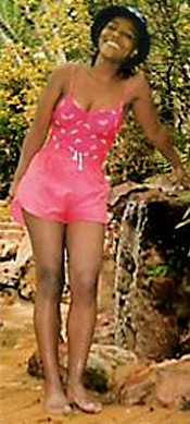 Date this sultry Brazil girl Lucilene from SAO PAULO B5409