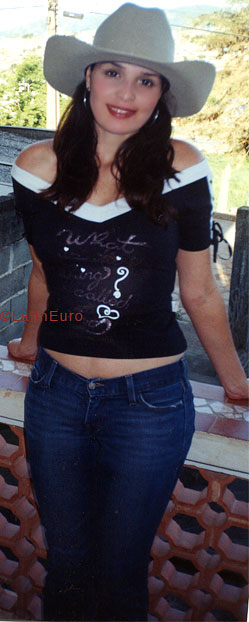 Date this funny Brazil girl Lilian from CAMBUI B5614