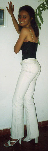Date this nice looking Brazil girl Silvana from SAO PAULO B5660