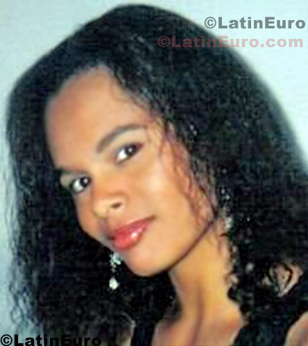 Date this beautiful Brazil girl Marcelle from Santa Cruz Das Palmeiras B571