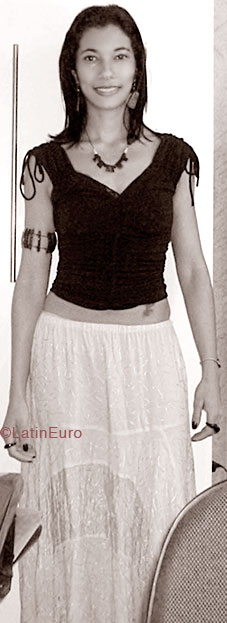 Date this beautiful Brazil girl Elizabete from OSASCO B5736