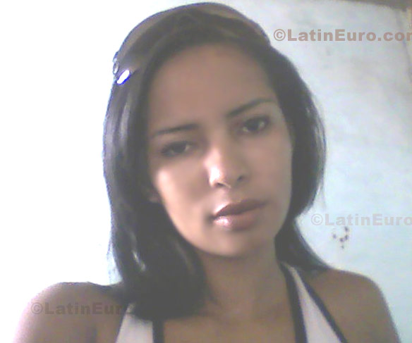 Date this funny Brazil girl Brigida from Maraba B588
