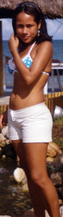 Date this foxy Brazil girl Silmara from ITABUNA B5933