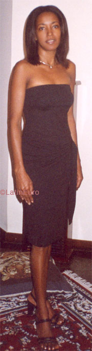 Date this foxy Brazil girl Cristina from NITEROI B6035