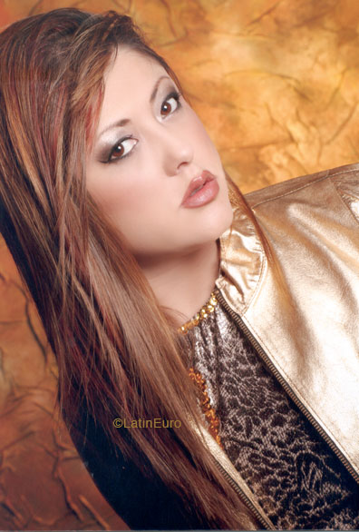 Date this beautiful Brazil girl Fabiane from CAXIAS DO SUL B6049