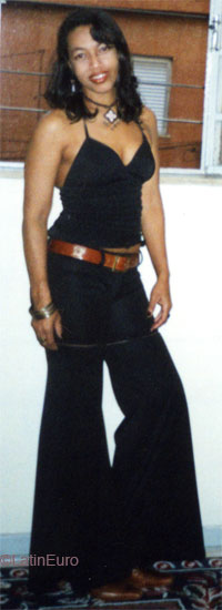 Date this attractive Brazil girl Sandra from SAO PAULO B6170