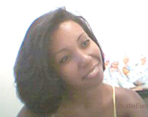 Date this hot Brazil girl Simone from  B6275