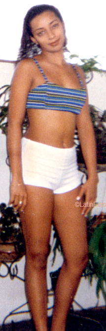 Date this hard body Brazil girl Flavia from GOIANIA B6332