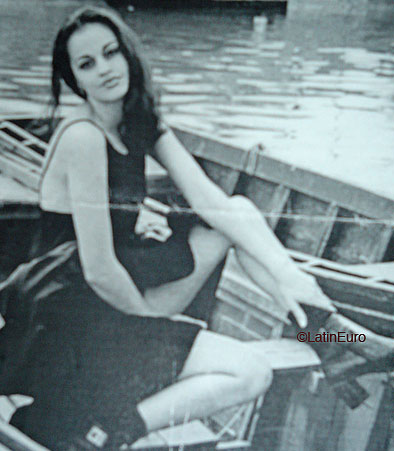 Date this lovely Brazil girl Luciana from SAO PAULO B6339