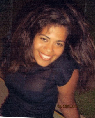 Date this nice looking Brazil girl Maria from LAURO DE FREITAS B6506