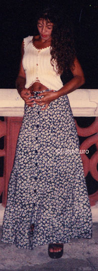 Date this happy Brazil girl Selma from RECIFE B6573