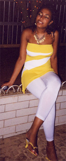 Date this voluptuous Brazil girl Cristiane from SANTOS B6618