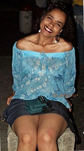 Date this funny Brazil girl Juliana from BELO HORIZONTE B6721