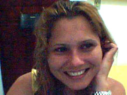 Date this happy Brazil girl Andrea from GRANJA B6861