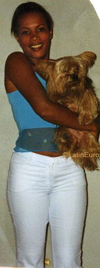 Date this sensual Brazil girl Fatima from BALNEARIO CAMBORIU B6924