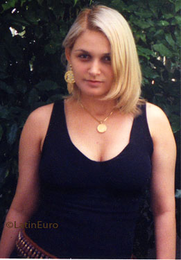 Date this charming Brazil girl Isabel from RECIFE B6998