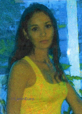 Date this charming Brazil girl Helenice from SALVADOR B7098