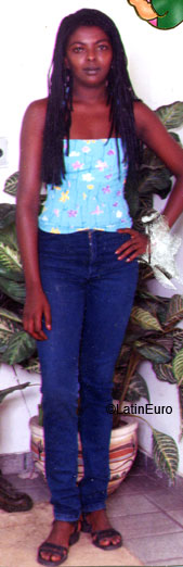 Date this lovely Brazil girl Rosangela from SAO LUIS B7316