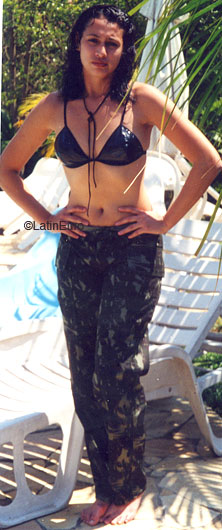 Date this sensual Brazil girl Paula from PINDAMONHANGABA B7453