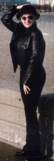 Date this voluptuous Brazil girl Andressa from CRICIUMA B7572