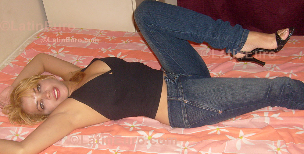 Date this fun Brazil girl Luciene from Santa Maria B757