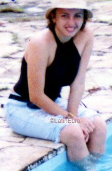 Date this voluptuous Brazil girl Karina from BELEM B7594
