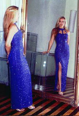 Date this hard body Brazil girl Elke from RECIFE B7681