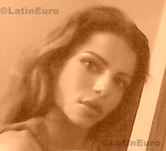 Date this beautiful Brazil girl Mariana from Belo Horizonte B76