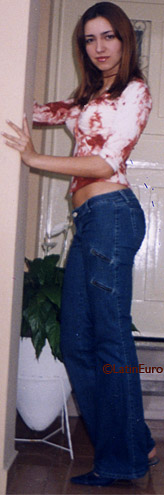 Date this athletic Brazil girl Shirley from SAO PAULO B7735