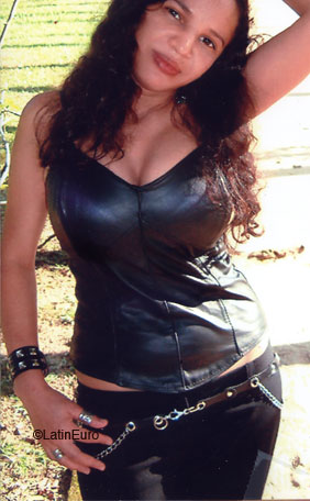 Date this cute Brazil girl Kelly from RIO DE JANEIRO B7770