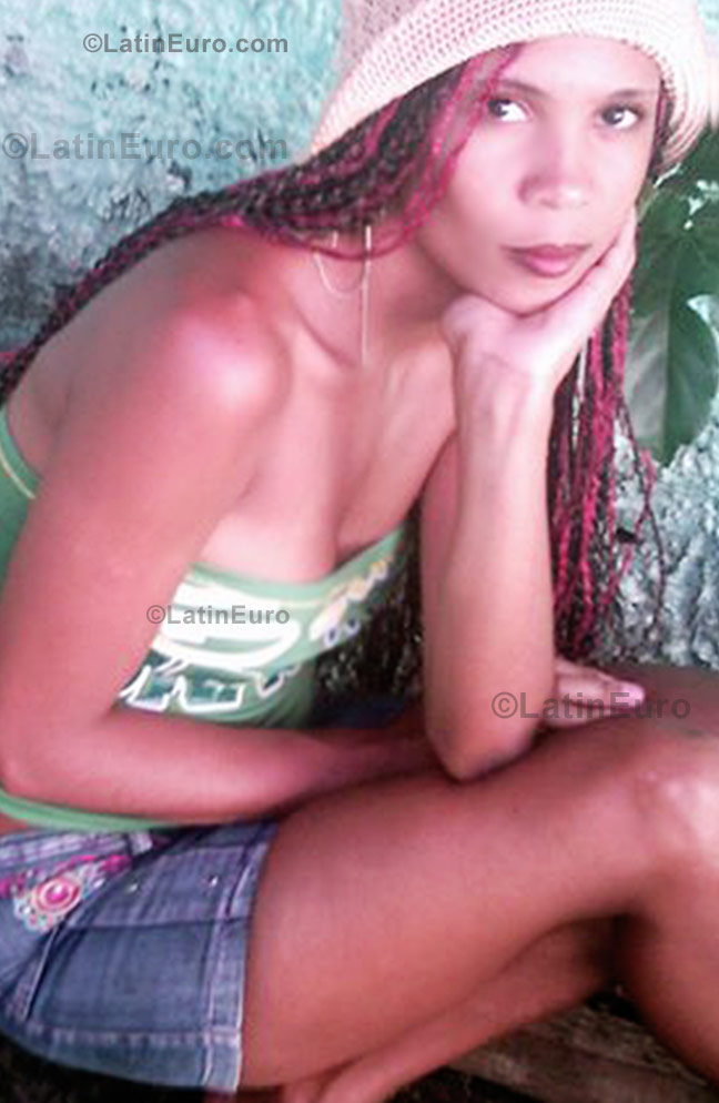 Date this exotic Brazil girl Iszailani from Camacari B787