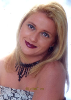 Date this stunning Brazil girl Eloisa from SUMARE B7902
