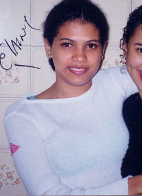 Date this lovely Brazil girl Elaine from SANTOS B7995