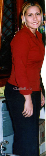 Date this charming Brazil girl Erika from MANAUS B8110