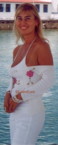 Date this fun Brazil girl Valeria from SAO PAULO B8132