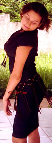 Date this happy Brazil girl Cristiane from  B8174