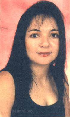Date this athletic Brazil girl Lidia from BRASILIA B8197