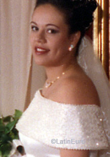 Date this hard body Brazil girl Mirela from CAMPO GRANDE B8204