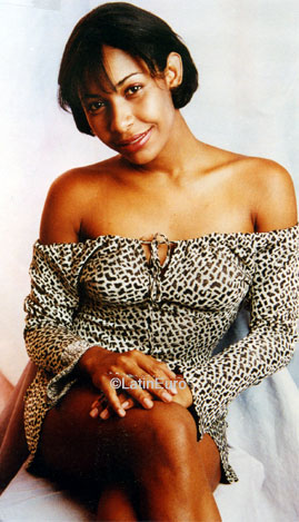 Date this cute Brazil girl Barbara from FEIRA DE SANTANA B8266