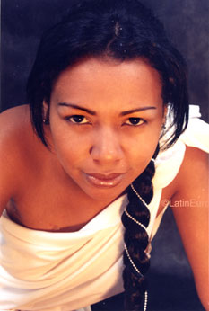 Date this foxy Brazil girl Flavia from  B8345