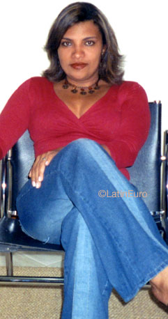 Date this pretty Brazil girl Maria from ITABUNA B8392