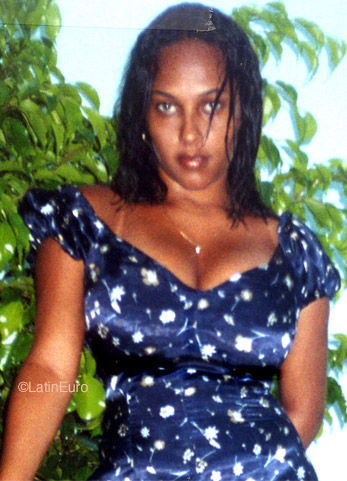 Date this lovely Brazil girl Rosilene from ARACAJU B8534