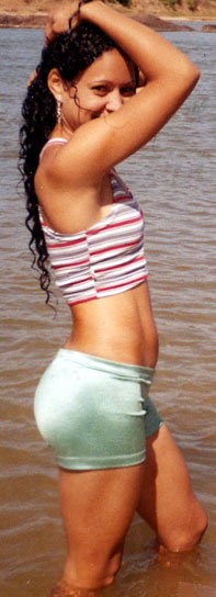 Date this tall Brazil girl Paula from ITAOBIM B8538