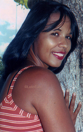 Date this young Brazil girl Bejanira from PAULO AFONSO B8550