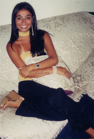 Date this fun Brazil girl Lili from MARESIAS B3395