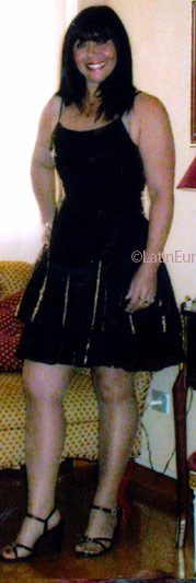 Date this exotic Brazil girl Gecy from CURITIBA B8717