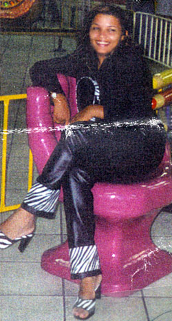 Date this delightful Brazil girl Josenilda from  B8778