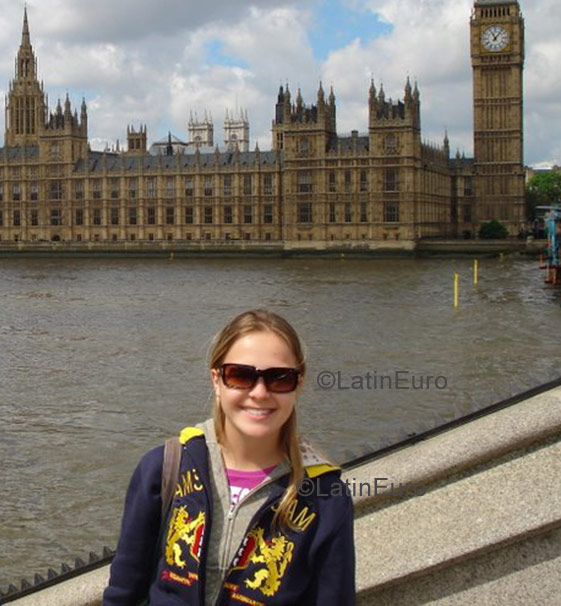 Date this sensual Brazil girl Luiza from Cuiaba B946