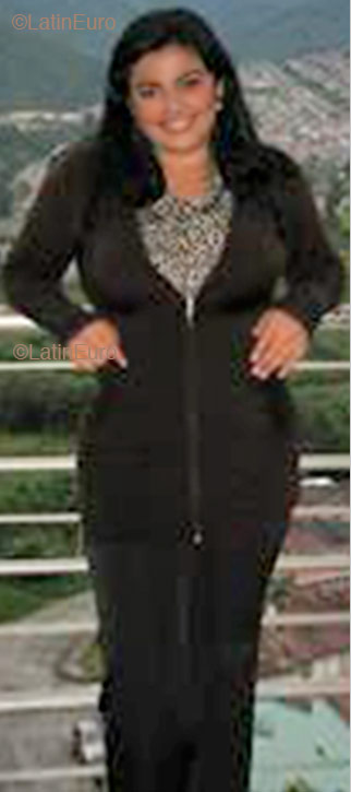 Date this stunning Colombia girl Nancy from Manizales C9004